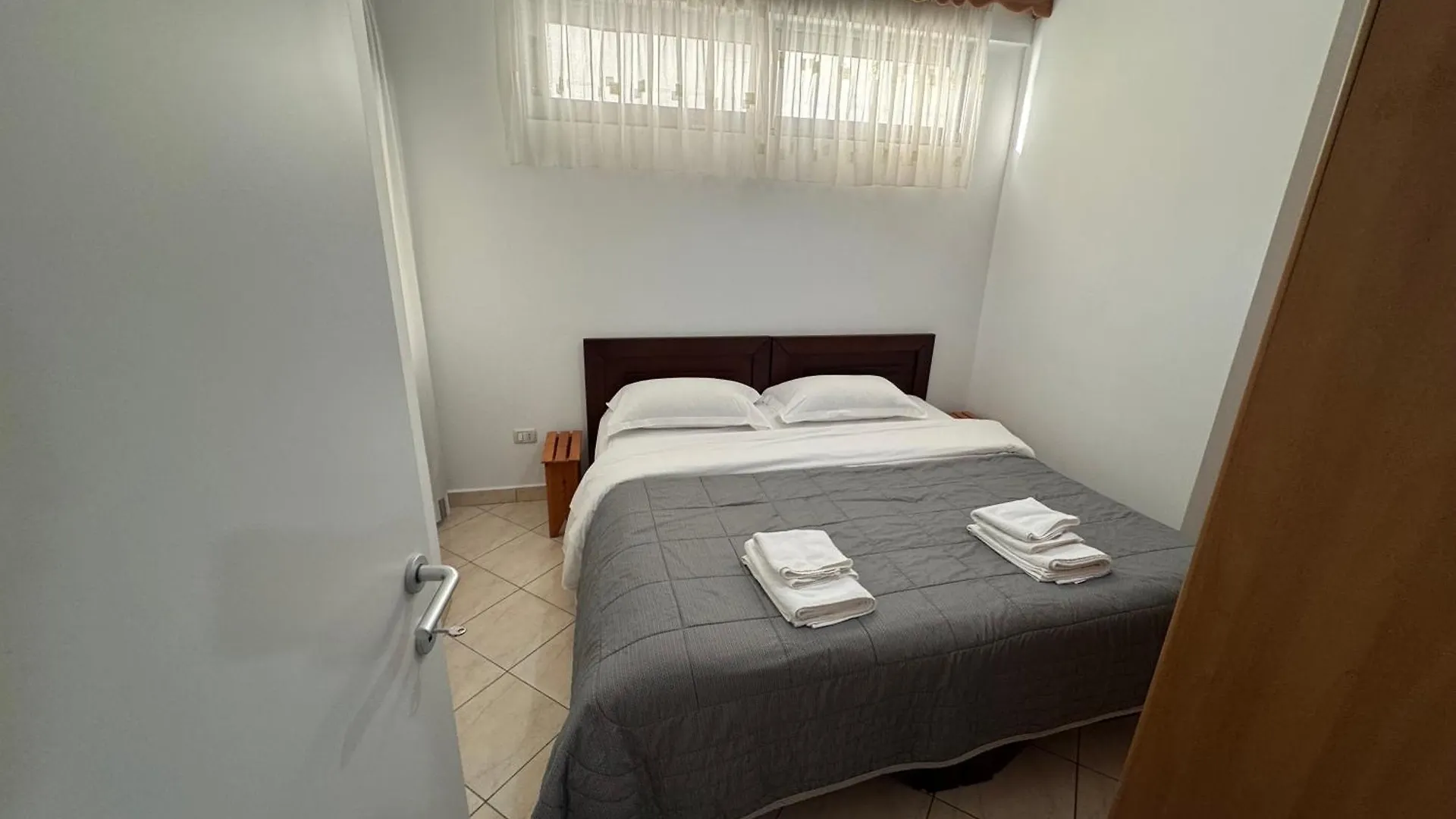 Comfort Apartments Promenade ساراندا
