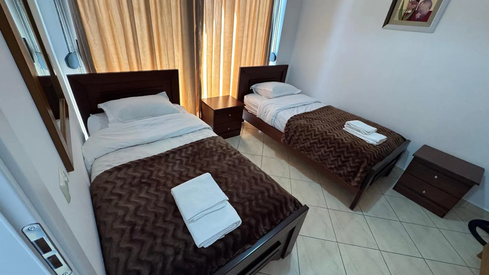 Comfort Apartments Promenade Sarande 0*,  Albania