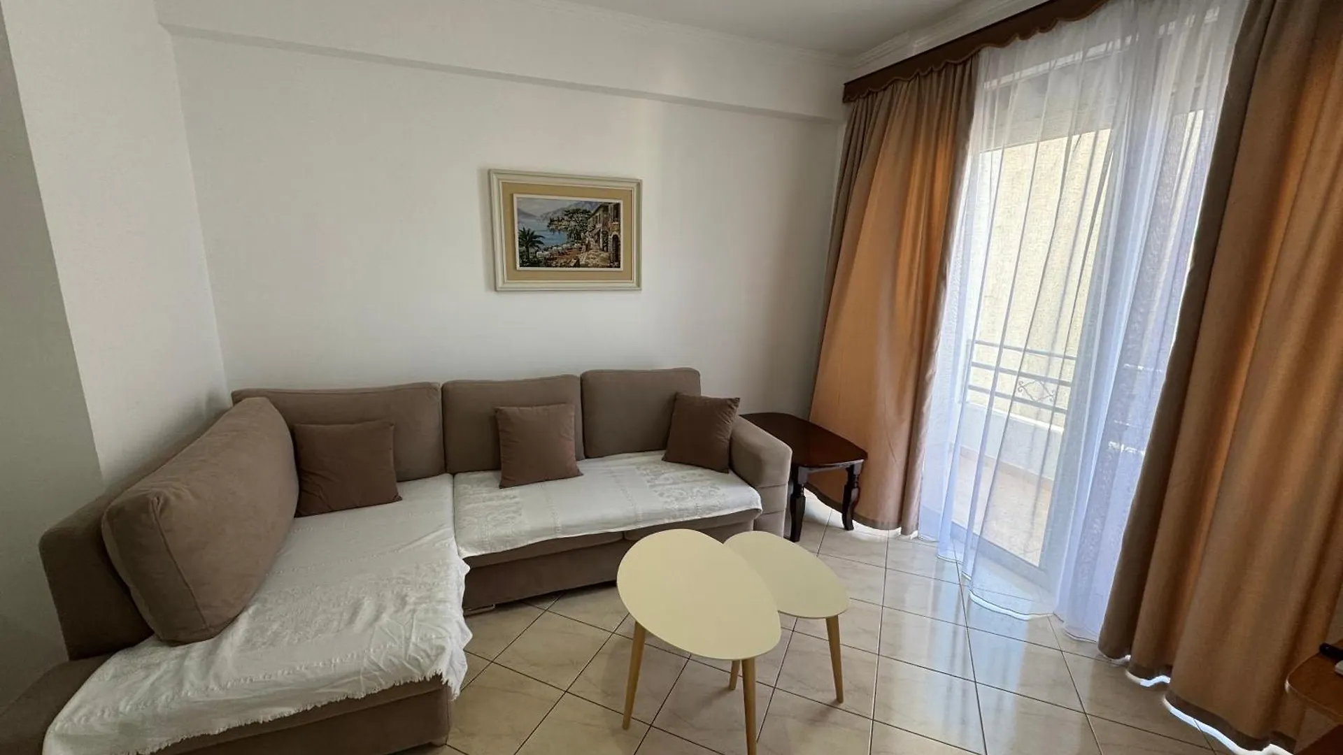 SeaBreeze Rooms Sarandë 0*,  Albanië