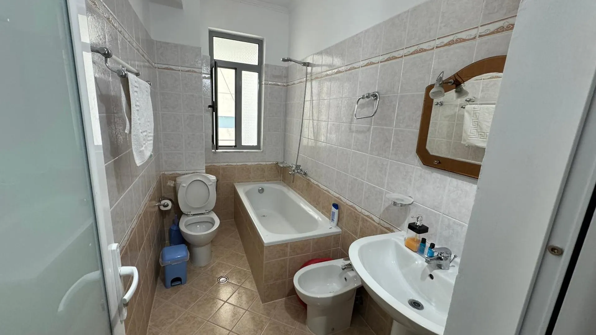 SeaBreeze Rooms Sarandë Appartement