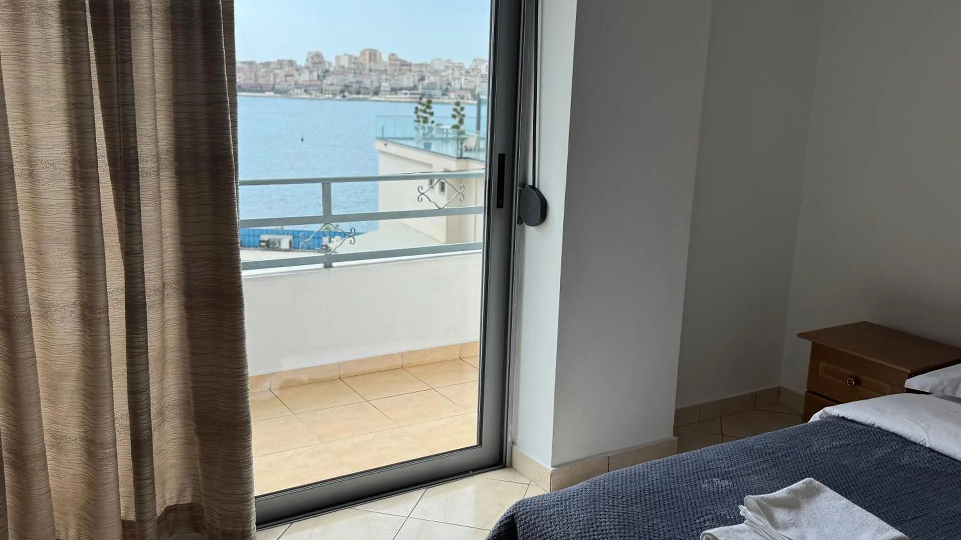 SeaBreeze Rooms Sarandë