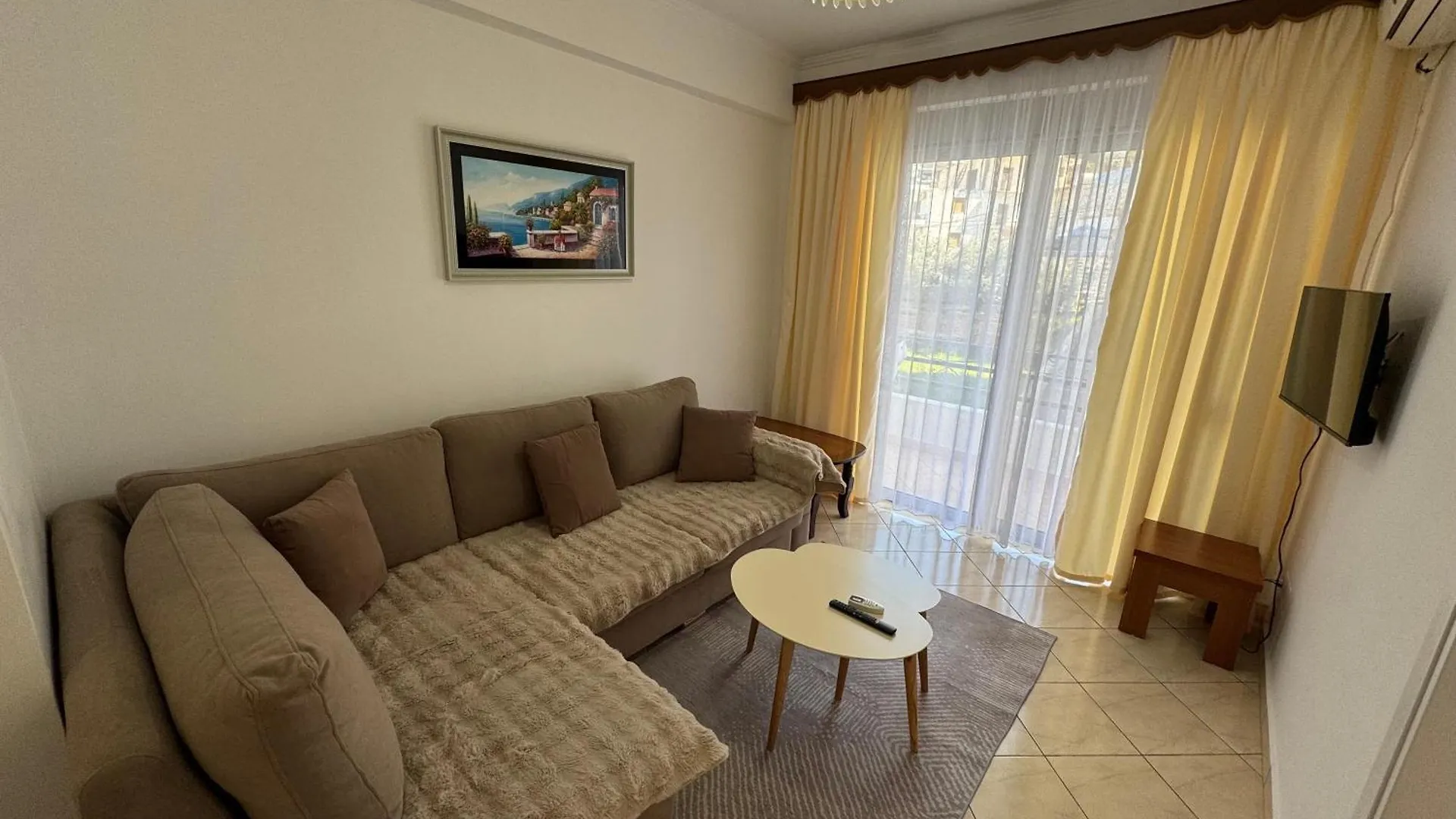 SeaBreeze Rooms Sarandë